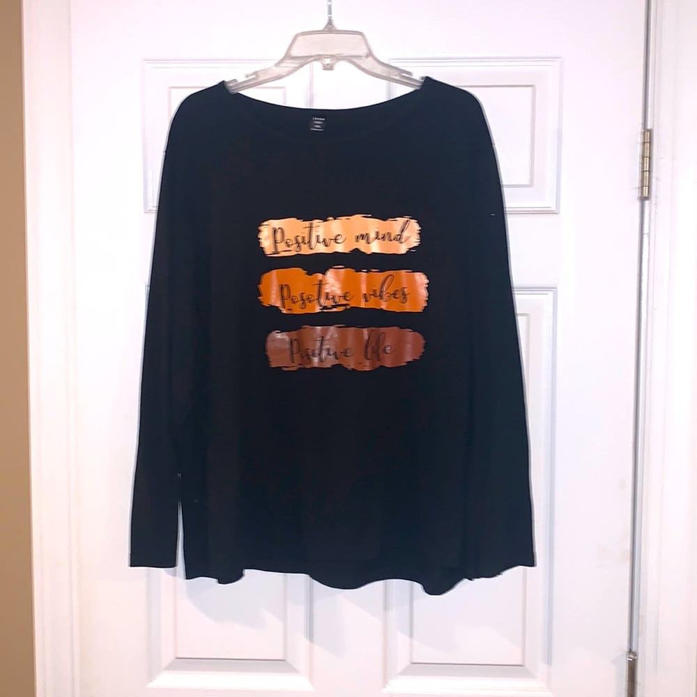 SHEIN LUNE Plus Letter Graphic Tee. Says 4xl but runs small